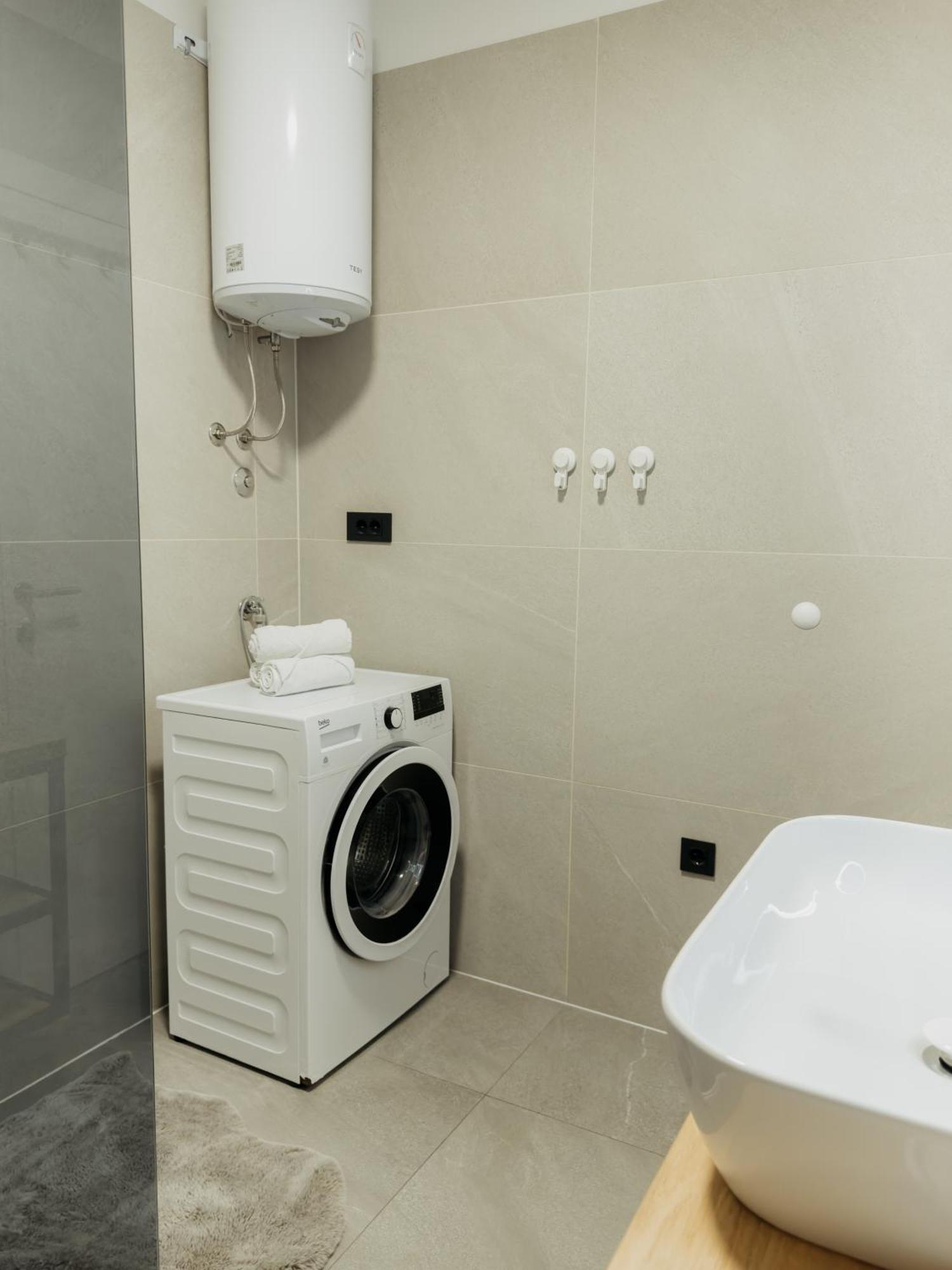 Apartments Piscina-Grey Podstrana Zewnętrze zdjęcie
